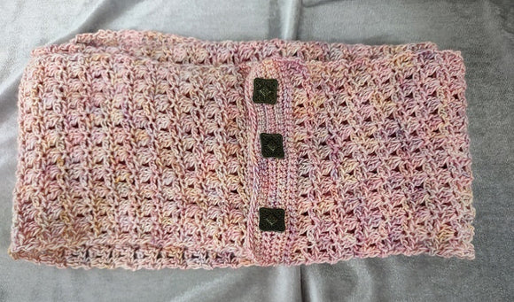 Crochet Cowl with buttons